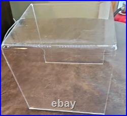 5 Piece Set Of Vintage Lucite Clear Acrylic U Cubes Riser Retail Store Display