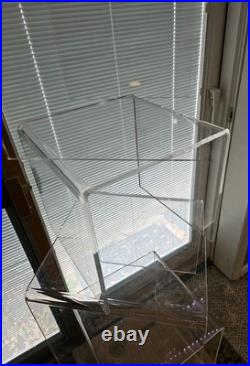 5 Piece Set Of Vintage Lucite Clear Acrylic U Cubes Riser Retail Store Display