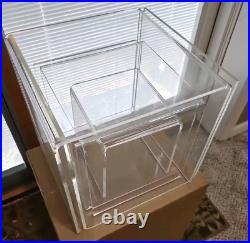 5 Piece Set Of Vintage Lucite Clear Acrylic U Cubes Riser Retail Store Display