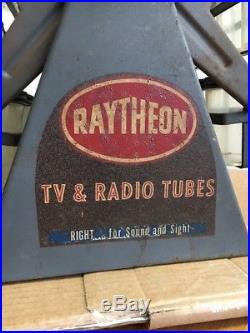 Antique Vintage Raytheon Tv And Radio Vacuum Tube Caddy Store Display Case