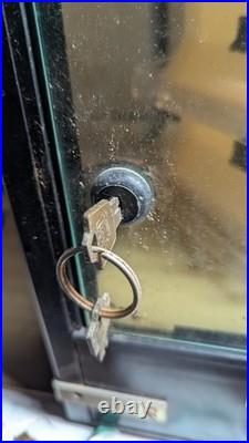 As-is Vintage Ray-Ban Sunglasses Retail Rotating Store Display Glass Case