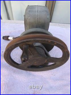 Eisemann magneto antique vintage counter top sales display Hand crank. AM type