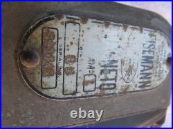 Eisemann magneto antique vintage counter top sales display Hand crank. AM type