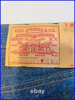 Levis vintage 501 jeans 76x45 vintage store display jeans