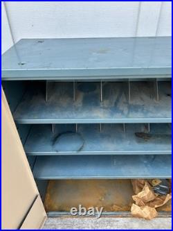 ORIGINAL Vintage BLUE STREAK CABINET Ignition Service Garage W / Key