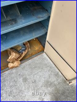 ORIGINAL Vintage BLUE STREAK CABINET Ignition Service Garage W / Key