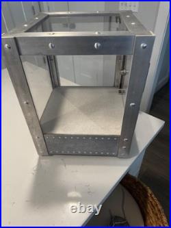 Oakley Vintage x Metal Cube Sunglasses Countertop Display Case Cabinet