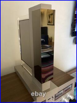 Original Gucci Store Display with Rotating Mirror Amazing Condition Original Gucci Store Display with Rotating Mirror Amazing Condition