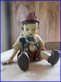 Pinocchio Disney vintage statue display store big fig figure Jiminy Cricket