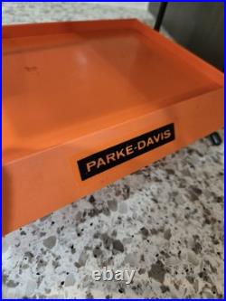 RARE Vintage Parke-Davis 3-Tier Pharmesutical Countertop Promotional Display