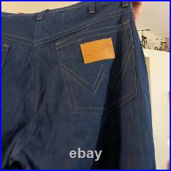 Rare Vintage Wrangler HUGE GIANT Blue Denim Jeans 7 Feet Long Store Display
