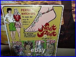 VINTAGE 1960s VI STARNS INC NEET FEET JEWELRY 36 PC FULL CARDBOARD STORE DISPLAY