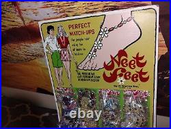 VINTAGE 1960s VI STARNS INC NEET FEET JEWELRY 36 PC FULL CARDBOARD STORE DISPLAY