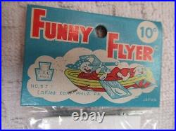 VINTAGE COUNTER DISPLAY FUNNY FLYERS 1967 with 10 Planes