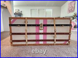 Victorias Secret VS PINK Store Display Trunk Luggage Prop Storage Steam Vintage