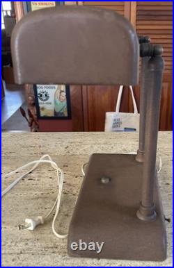 Vintage 1940s Sheaffer's Pen Store Display Lighted Advertising Metal Desk Lamp