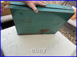 Vintage 1950's Handy Hook Fixtures Store Display Cabinet / Case With Display Card