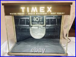 Vintage 1956 Times Series 21Dramatic Action Counter Case withlight & Motion