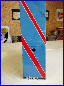 Vintage 21 Mobilite Model 5M Hot Shot Battery Store Display Cabinet SH Thomson