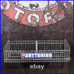 Vintage 70s Union Carbide Eveready Powerhouse Batteries Metal Display Rack Shelf