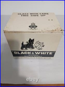 Vintage Animated Barking Scottie Dogs Display Black & White Whisky works