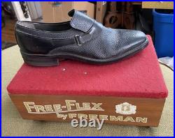 Vintage Freeman Dress Shoes Lion Sign Store Display Motorized Working Free-flex