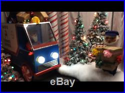 Vintage Hamberger Display Animated Mail Truck Elf Scene Christmas Store Santa