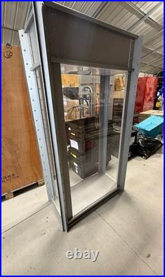 Vintage Lighted Aluminum Display Mega tower Case With 3 Clear Stands & Key