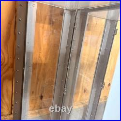 Vintage Lighted Aluminum Display Mega tower Case With 3 Clear Stands & Key