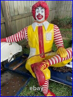 Vintage McDonalds Ronald McDonald Life Size Store Statue Display Bench Playland