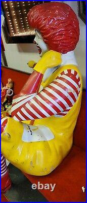 Vintage McDonalds Ronald McDonald Life Size Store Statue Display bench Playland