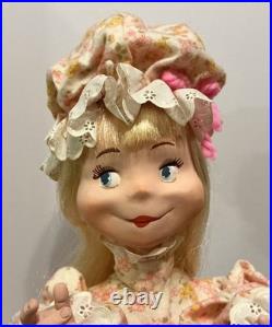 Vintage Mechanical Animatronic Store Display Doll Hand Painted Face Adorable 28