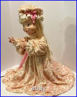 Vintage Mechanical Animatronic Store Display Doll Hand Painted Face Adorable 28