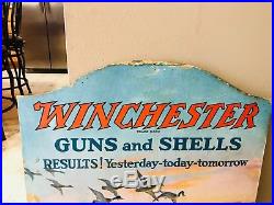 Vntage Very Rare Winchester Store Display Center Piece Winchester Pop Display