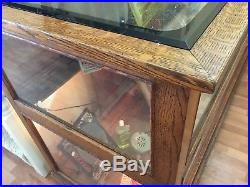 Vtg Jewelry Store DISPLAY CASE / CABINET Oak Wood Glass Top 3' x 2'+ Lighted