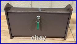 Vtg Kershaw by Kai Knife display case 3 tier 14 wide 9 tall 12 deep w key