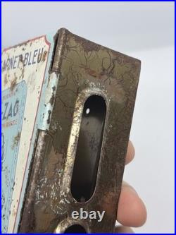 Zig-Zag Blue Cover Metal Display Holder/Dispenser wear rust vintage