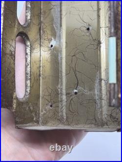 Zig-Zag Blue Cover Metal Display Holder/Dispenser wear rust vintage